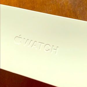 Apple Watch Series 4 44MM GPS + Cellular